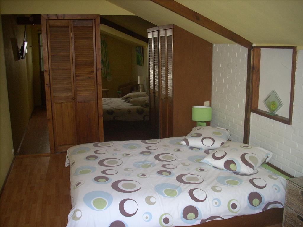 B&B Les Bergers Braine-lʼAlleud Habitación foto